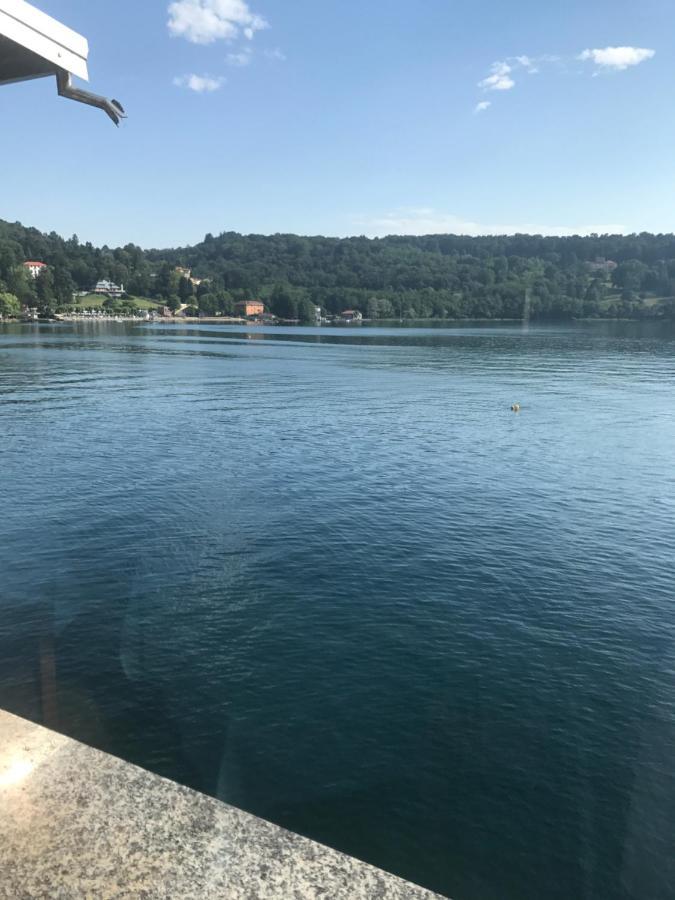 Notte sul Lago Gozzano Esterno foto